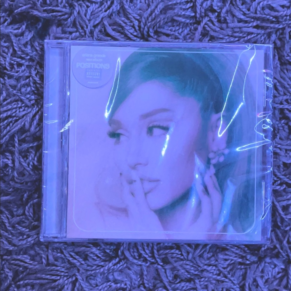 positions Ariana Grande CD
